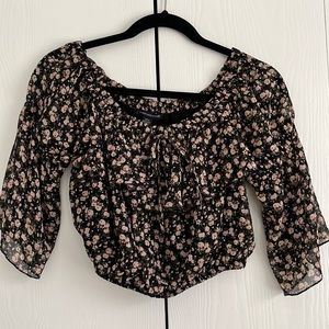 American Eagle off the shoulder